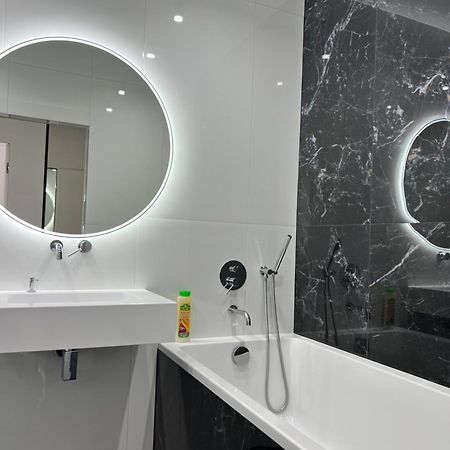 Віп Апартаменти В Районі Автовокзалужк Great House,Жк Арена,Поблизу Обласноі Лікарні Rivne Luaran gambar
